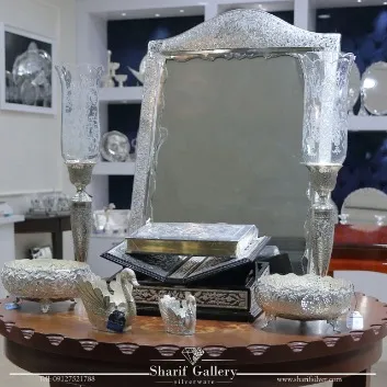 آینه و شمعدان